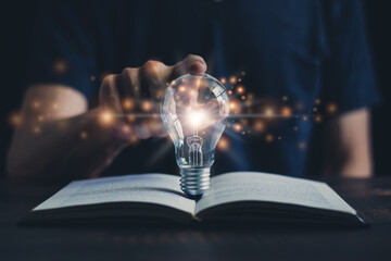 幼儿园第一学期小班的班务工作计划